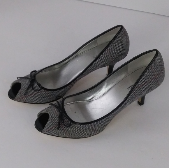 Kelly & Katie peep toe heels women size 8M - Picture 3 of 8